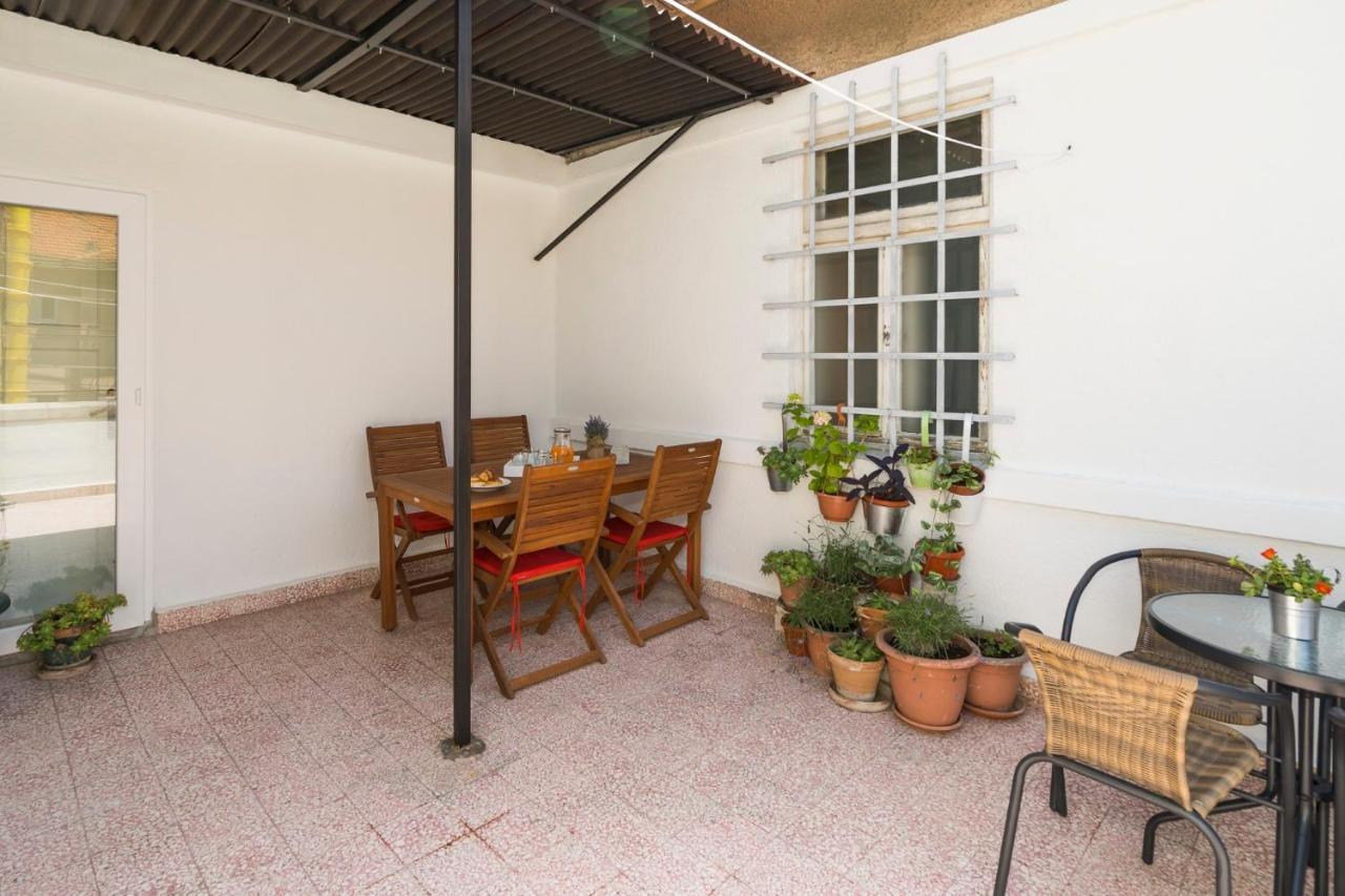 Apartment Dinka With Terrace Split Exterior photo